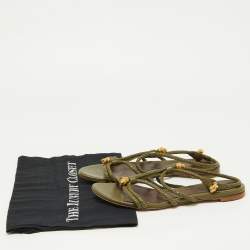 Pre Owned Alexander McQueen Green Leather Embellished Skull Flat Thong Sandals Size 38