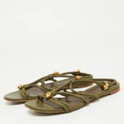 Pre Owned Alexander McQueen Green Leather Embellished Skull Flat Thong Sandals Size 38