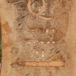 Pre Owned Alexander McQueen Green Leather Embellished Skull Flat Thong Sandals Size 38