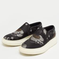 Pre Owned Alexander McQueen Black Floral Brocade Fabric Slip On Sneakers Size 40