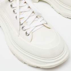 Pre Owned Alexander McQueen White Canvas and Rubber Tread Slick Lace Up Sneakers 39