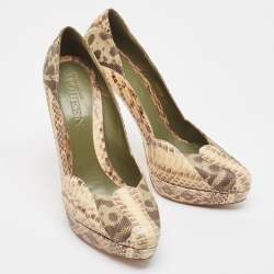 Pre Owned Alexander McQueen Beige/Brown Watersnake and Karung Round Toe Pumps Size 41