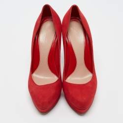 Pre Owned Alexander McQueen Red Suede Horn Heel Pumps Size 36