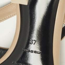 مملوكة مسبقًا صندل جلد بيج أليكساندر وانغ آيفي 65 بحزام إبصبع مقاس 37