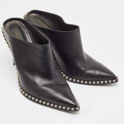 مملوكة مسبقًا Alexander Wang Black Leather Eri Studded Pointed Toe Mules Size 39