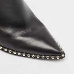 مملوكة مسبقًا Alexander Wang Black Leather Eri Studded Pointed Toe Mules Size 39