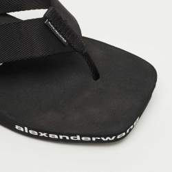 مملوكة مسبقًا Alexander Wang Black Canvas Thong Wedge Sandals Size 39