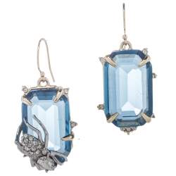 Pre Owned أقراط متدلية أليكسي بيطار مزين عنكبوت كريستال الإسبنيل مطلي روديوم و ذهب