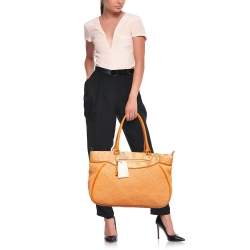 Pre Owned Alviero Martini 1A Classe Orange/Tan Geo Print Coated Canvas and Woven Leather Zip Tote