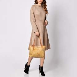 مملوكة مسبقًا حقيبة توتس الفييرو مارتيني 1ايه كلاس جلد و كانفاس مقوى مطبوع جغرافي بني فاتح