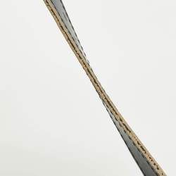 مملوكة مسبقًا Alviero Martini 1A Classe Navy Blue Geo Embossed Leather Drawstring Bucket Bag