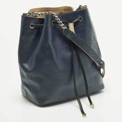 مملوكة مسبقًا Alviero Martini 1A Classe Navy Blue Geo Embossed Leather Drawstring Bucket Bag