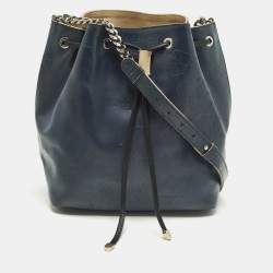 مملوكة مسبقًا Alviero Martini 1A Classe Navy Blue Geo Embossed Leather Drawstring Bucket Bag
