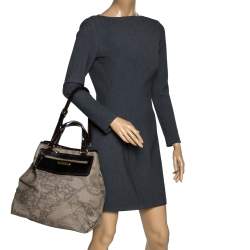 Pre Owned Alviero Martini 1A Classe Beige/Dark Brown Coated Canvas and Patent Leather Tote