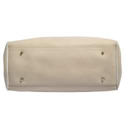 Pre Owned Alviero Martini 1A Classe Beige Patent Leather Tote