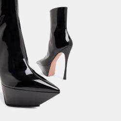 Pre Owned Amina Muaddi Yigit Black Leather Boots EU 40