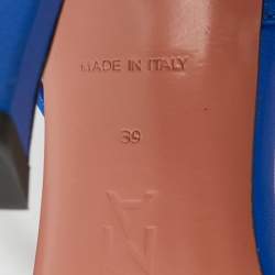 مملوكة مسبقًا Amina Muaddi Daryl Size 39 Blue Leather Slide Sandals