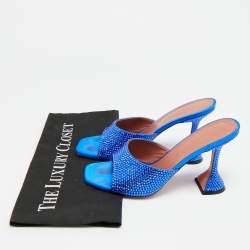 مملوكة مسبقًا Amina Muaddi Lupita Size 38 Blue Satin Crystal Embellished Slide Sandals