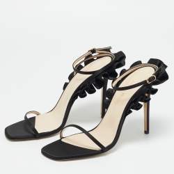 مملوكة مسبقًا Andrea Wazen Rouches Size 39 Black Satin Ankle Strap Sandals