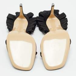 مملوكة مسبقًا Andrea Wazen Rouches Size 39 Black Satin Ankle Strap Sandals