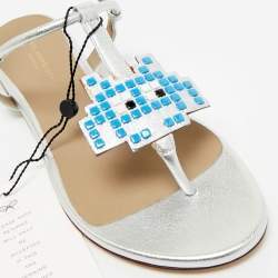 مملوكة مسبقًا Anya Hindmarch Silver Leather Ankle Strap Flat Sandals Size 36