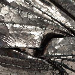 Pre Owned Anya Hindmarch Metallic Silver Crackled Leather Frame Clutch