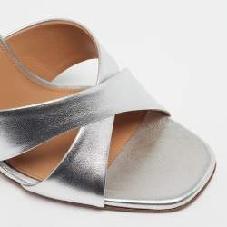 Pre Owned صندل أكوازورا تيس دارلينج جلد فضي مفتوح مقاس 41