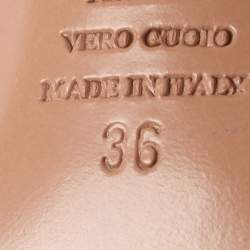 Pre Owned صندل أكوازورا ميلا أسود شامواة بحزام للكاحل مقاس 36