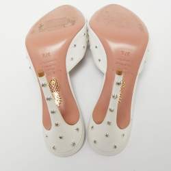 Pre Owned صندل سلايد أكوازورا ويش جلد أبيض مرصع مقاس 37.5