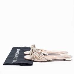 Pre Owned صندل فلات أكوازورا سيليست سويدي ميتالك فضي/بيج مزخرف كريستال مقاس 38.5