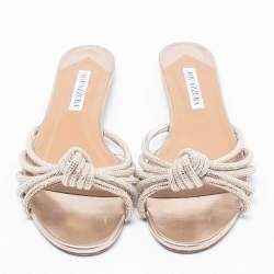 Pre Owned صندل فلات أكوازورا سيليست سويدي ميتالك فضي/بيج مزخرف كريستال مقاس 38.5