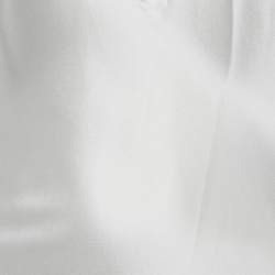 مملوكة مسبقًا فستان آري يو أم آي حرير ساتان أبيض أتلا قصير مقاس صغير (سمول)