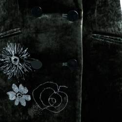 Pre Owned جاكيت أرماني كوليزوني طويل صدرية مزدوجة قطيفة أخضر داكن مقاس صغير (سمول)