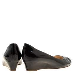 مملوكة مسبقًا Giuseppe Zanotti Black Patent Leather Wedge Heel Peep Toe Pumps Size 38.
