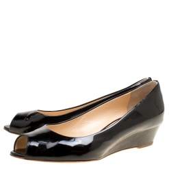 مملوكة مسبقًا Giuseppe Zanotti Black Patent Leather Wedge Heel Peep Toe Pumps Size 38.