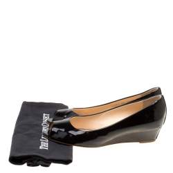 مملوكة مسبقًا Giuseppe Zanotti Black Patent Leather Wedge Heel Peep Toe Pumps Size 38.