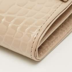 مملوكة مسبقًا Aspinal Of London Mayfair Beige Croc Embossed Patent Leather Continental Wallet