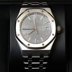 Pre Owned Audemars Piguet Royal Oak 15550ST.OO.1356ST.07 Automatic Grey Stainless Steel Women's Wristwatch 37 mm