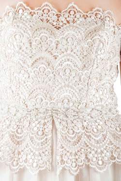 Pre Owned Badgley Mischka Collection Ivory Gold Embellished Peplum Lace Bodice Strapless Evening Gown S