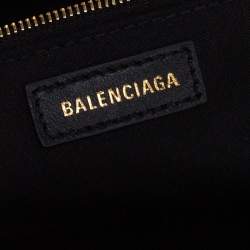 Pre Owned Balenciaga Black Crocodile Embossed Glossy Leather XL Cloud Clutch Bag