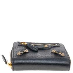 Pre Owned محفظة مضغوطة بالنسياغا موتوكروس جلد أسود صغيرة بسحاب مستدير