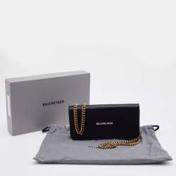 مملوكة مسبقًا Balenciaga Black Leather Everyday Wallet on Chain