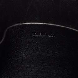 مملوكة مسبقًا Balenciaga Black Leather Logo Wristlet Pouch