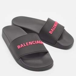 Pre Owned Balenciaga Black Rubber Logo Embossed Pool Slides Size 36
