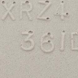 مملوكة مسبقًا حذاء رياضي بالنسياغا تريبل أَس مطاطي بيج مقاس 36