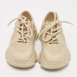 مملوكة مسبقًا حذاء رياضي بالنسياغا تريبل أَس مطاطي بيج مقاس 36