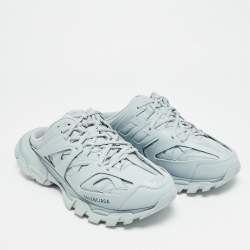 Pre Owned حذاء رياضي بالنسياقا ترايك جلد صناعي أزرق مقاس 42