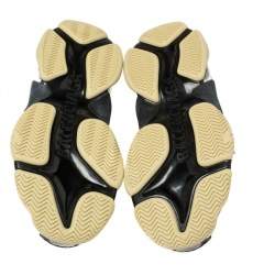 Pre Owned حذاء رياضى بالنسياغا نعل سميك أس تريبل شبك وجلد أسود / أبيض مقاس 42