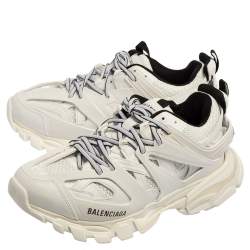 Pre Owned حذ اء رياضي بالنسياغا منخفض من أعلى جلد و شبكة أبيض مقاس 39