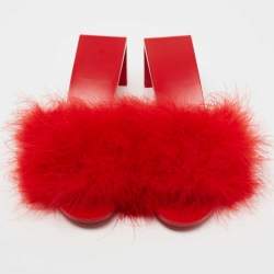 مملوكة مسبقًا Balenciaga Red Feather Slide Sandals Size 39